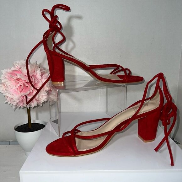 NWOB Perphy Suede Sandals - Picture 7 of 8